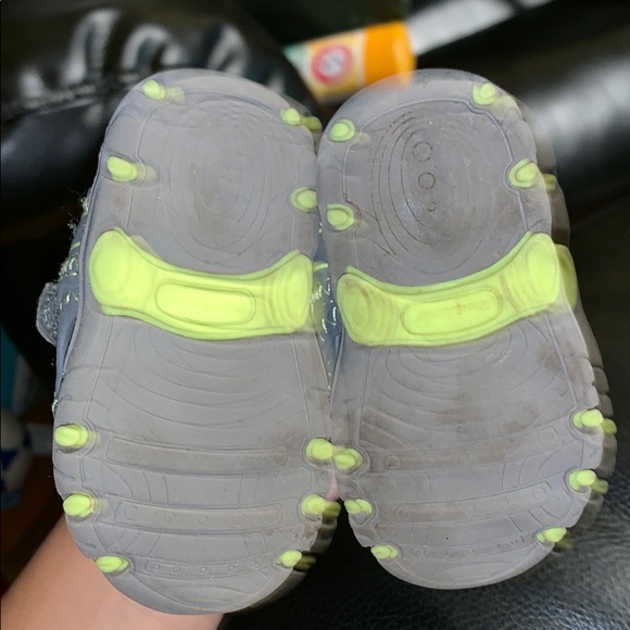 Sandals - Picture 2 of 2